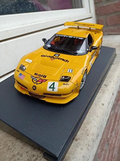 Corvette C5-R numero 4 au 1/18, Hobby & Loisirs créatifs, Voitures miniatures | 1:18, Comme neuf, Voiture, Autoart, Enlèvement ou Envoi