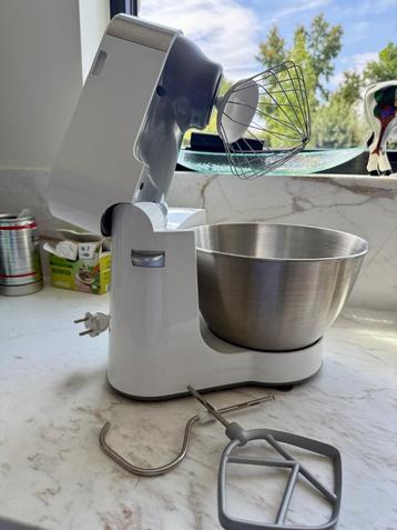 Kenwood compacte keukenrobot KM28 beschikbaar voor biedingen