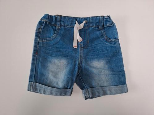 Mt 86 Denimshort met koordjes om aan te trekken, Kinderen en Baby's, Babykleding | Maat 86, Gebruikt, Jongetje, Broekje, Ophalen of Verzenden