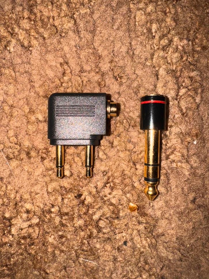 Lot de 2 adaptateurs audio (jack 6,35 mm et double jack), Audio, Tv en Foto, Audiokabels en Televisiekabels, Zo goed als nieuw