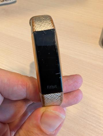 3x activity tracker: Fitbit Alta hr // Bosch // mi band 4 beschikbaar voor biedingen