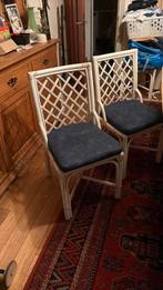 Mooie stevige Rotan stoel wit met gekleed dik kussen, Huis en Inrichting, Stoelen, Ophalen, Wit