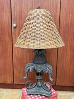 Mooie rotan lamp met olifant en ananas profiel, Huis en Inrichting, Ophalen, Gebruikt