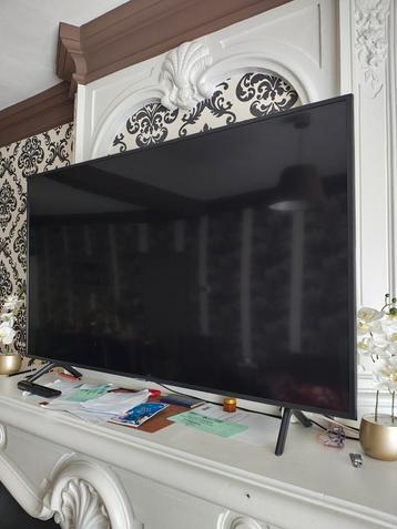 Smart tv Samsung 65inch werk nog goed  beschikbaar voor biedingen