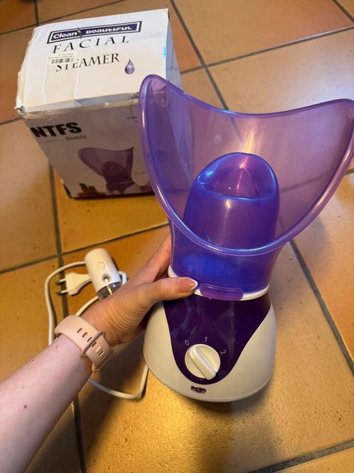 Gezichtsverzorgingsset - Facial Steamer + Nano Mist Sprayer, Handtassen en Accessoires, Uiterlijk | Gezichtsverzorging, Zo goed als nieuw
