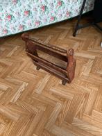 porte journaux en bois, Enlèvement, Utilisé