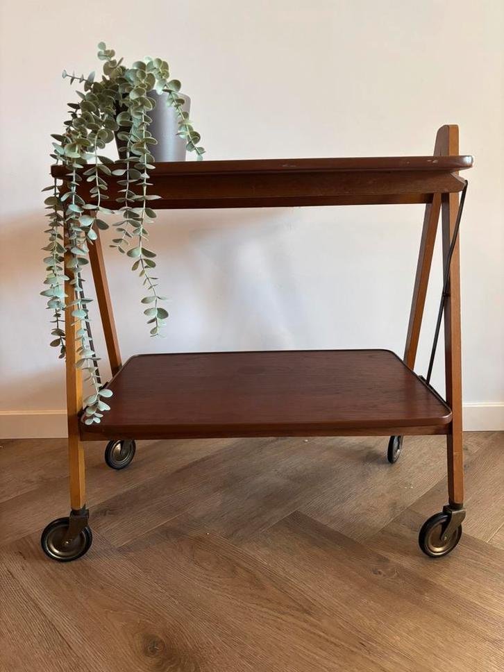 Vintage scandinavisch design klaptafel met messing wielen, Huis en Inrichting, Tafels | Sidetables, Zo goed als nieuw, Metaal