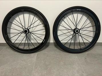 Lightweight pfadfinder Evo wielset beschikbaar voor biedingen