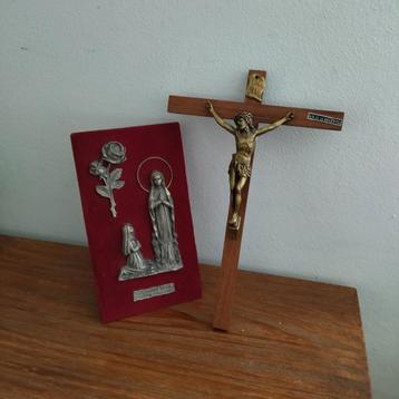 Vintage katholieke decoratie  beschikbaar voor biedingen