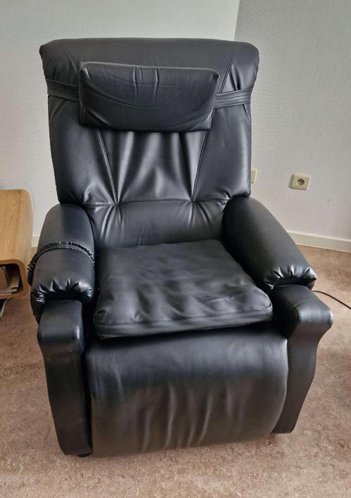 Relaxzetel REVILAX 10 maanden oud!, Huis en Inrichting, Zetels | Zetels en Chaises Longues, Zo goed als nieuw, Eenpersoons, Minder dan 150 cm