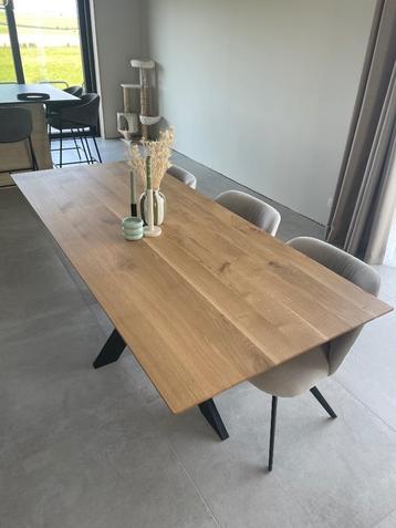 Table en bois massif, Maison & Meubles, Tables | Tables à manger, Neuf, 150 à 200 cm, Autres essences de bois, Cinq personnes ou plus