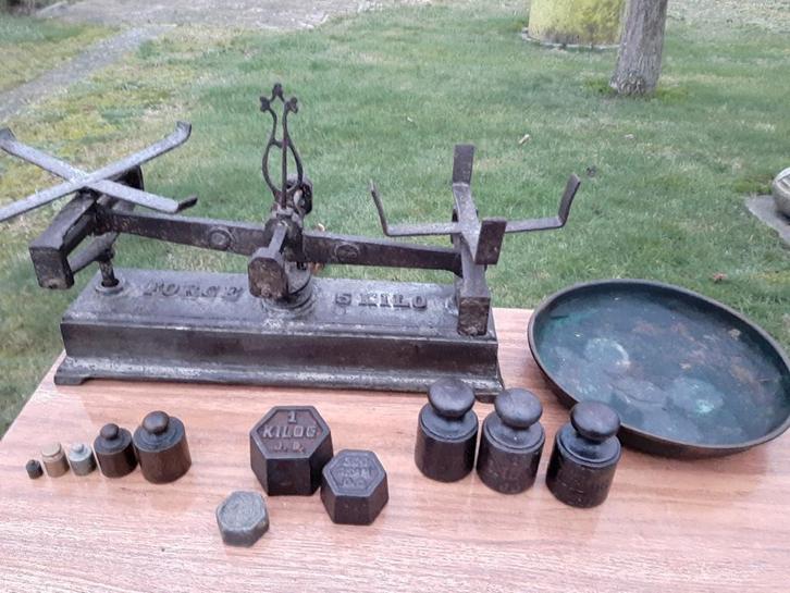 Brocante weegschaal met gewichten, Antiek en Kunst, Antiek | Gereedschap en Instrumenten, Ophalen