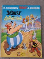Eerste druk Asterix en Latraviata (2001) - verzamelstuk, Verzamelen, Asterix en Obelix, Ophalen of Verzenden, Zo goed als nieuw