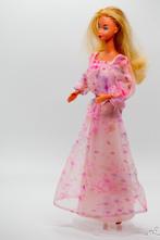 Mattel's Kissing Barbie, Verzamelen, Ophalen of Verzenden, Gebruikt, Pop