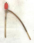 Hevelpomp., Enlèvement