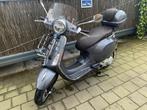 Scooter Vespa Primavera touring a klasse, Overige modellen, 50 cc, Zo goed als nieuw, Ophalen