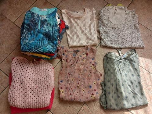 LOT de 100 vêtements femme, Kleding | Dames, Dames-kledingpakketten, Gedragen, Ophalen of Verzenden