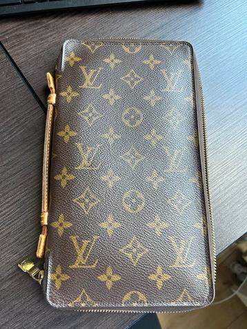 Portefeuille de voyage Louis Vuitton 