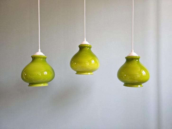 Vintage groene opaline suspensie (5 beschikbaar), 1960-70, Antiek en Kunst, Antiek | Verlichting, Ophalen of Verzenden