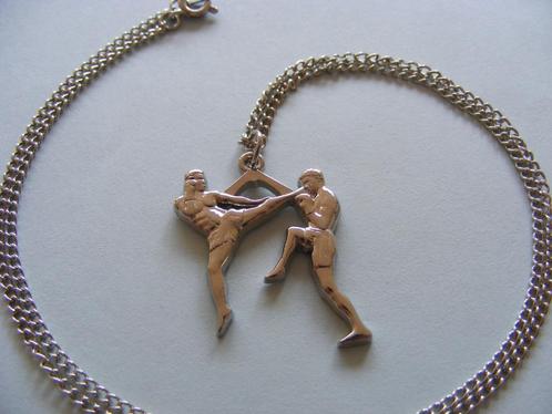 kickboksen muay thai thai boksen sleutelhanger ketting uniek, Sport en Fitness, Vechtsporten en Zelfverdediging, Nieuw, Overige