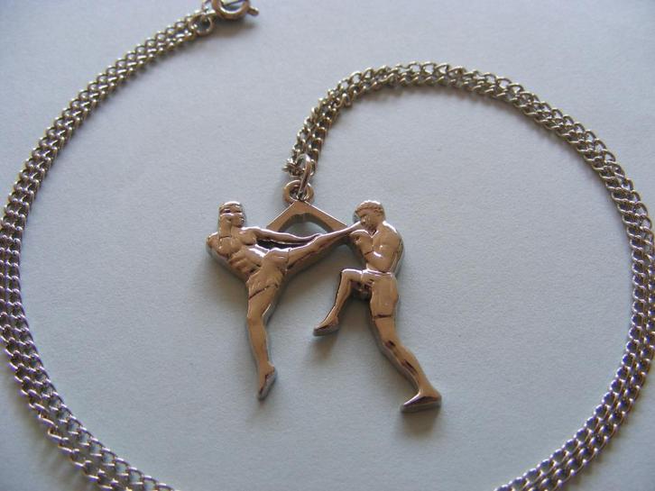 kickboksen muay thai thai boksen sleutelhanger ketting uniek, Sport en Fitness, Vechtsporten en Zelfverdediging, Nieuw, Overige