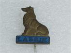 SP2008 Speldje Lassie blauw, Collections, Broches, Pins & Badges, Utilisé, Enlèvement ou Envoi