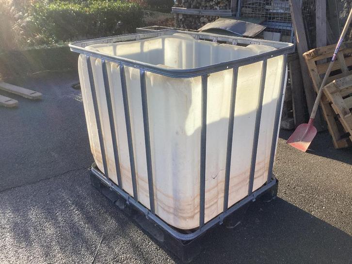 Ibc container met of zonder plastiek vat 1000 liter, Doe-het-zelf en Bouw, Overige Doe-Het-Zelf en Bouw, Gebruikt, Ophalen of Verzenden