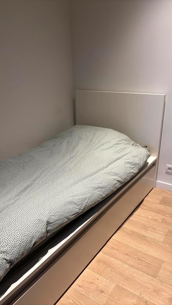 Ikea Malm Bed + lades wit, Maison & Meubles, Chambre à coucher | Lits, Comme neuf, Blanc, Enlèvement ou Envoi