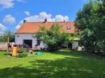 Huis te koop in Ghislenghien, 5 slpks, 330 m², Vrijstaande woning, 5 kamers