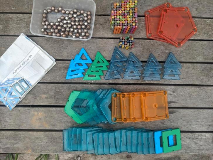 Grote Geomag set – meer dan 200 onderdelen, Kinderen en Baby's, Speelgoed | Educatief en Creatief, Zo goed als nieuw, Bouwen, Ophalen of Verzenden