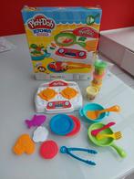 Play-Doh kookplaat - Geluid - 4 nieuwe potjes plasticine, Comme neuf, Sonore, Enlèvement ou Envoi