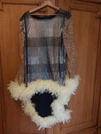 Robes de scène, Enlèvement, Comme neuf