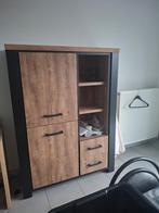 Kast modern stevig, Ophalen, Nieuw, Met deur(en)