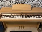Roland hp102e digital piano, Ophalen of Verzenden, Zo goed als nieuw, Piano