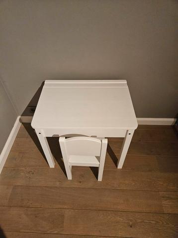 Schoolbank Ikea 60cmx45cm beschikbaar voor biedingen