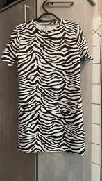 Nieuw ZARA jurk met zebraprint wit zwart S, Kleding | Dames, Jurken, Overige kleuren, Nieuw, Ophalen of Verzenden, Maat 36 (S)