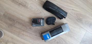 2 Schwalbe Lugano Ii-BANDEN + 2 TRIVIO ROAD-LUCHTKAMERS beschikbaar voor biedingen