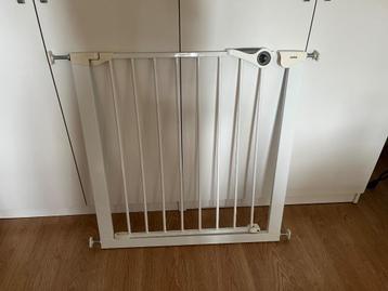 Traphekje baby  beschikbaar voor biedingen