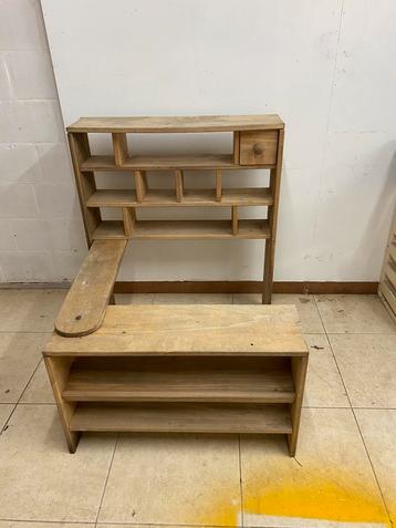 Houten speelgoed winkeltje beschikbaar voor biedingen