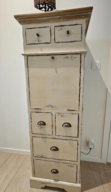 hoog kastje met bureeltje vintage look beschikbaar voor biedingen