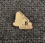 PIN - LOUIS FRERES - GRIJPKRAAN - BOUWWERKEN, Verzamelen, Verzenden, Gebruikt, Overige onderwerpen, Speldje of Pin