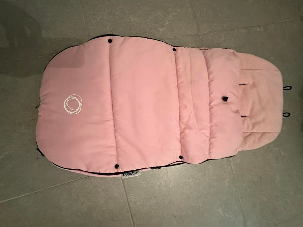 Bugaboo voetenzak roze, Enlèvement, Comme neuf, Couverture pieds