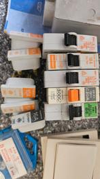 Lot électricité 20€, Bricolage & Construction, Enlèvement ou Envoi, Comme neuf