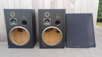 2 Lege luidsprekerkasten / Speaker box voor 15" luidspreker beschikbaar voor biedingen