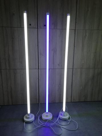 Led lampen set 2x wit en 1x blauw, Enlèvement, Comme neuf, Autres types, Couleur