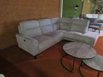 Nieuw stoffen hoeksalon met 1 elektrische relax 1995 euro., Ophalen, Nieuw, Stof