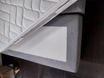 Mooie boxspring met matras  140 X 200, Huis en Inrichting, Ophalen, 140 cm, Zo goed als nieuw, Twijfelaar