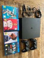 Playstation 4 met 2 controllers en 4 games, Games en Spelcomputers, Ophalen, Zo goed als nieuw, Met 2 controllers