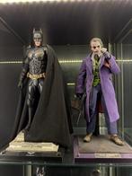 Hot toys dark knight batman & heath ledger joker, Verzamelen, Ophalen, Zo goed als nieuw