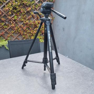 Trépieds pour appareil photo  beschikbaar voor biedingen